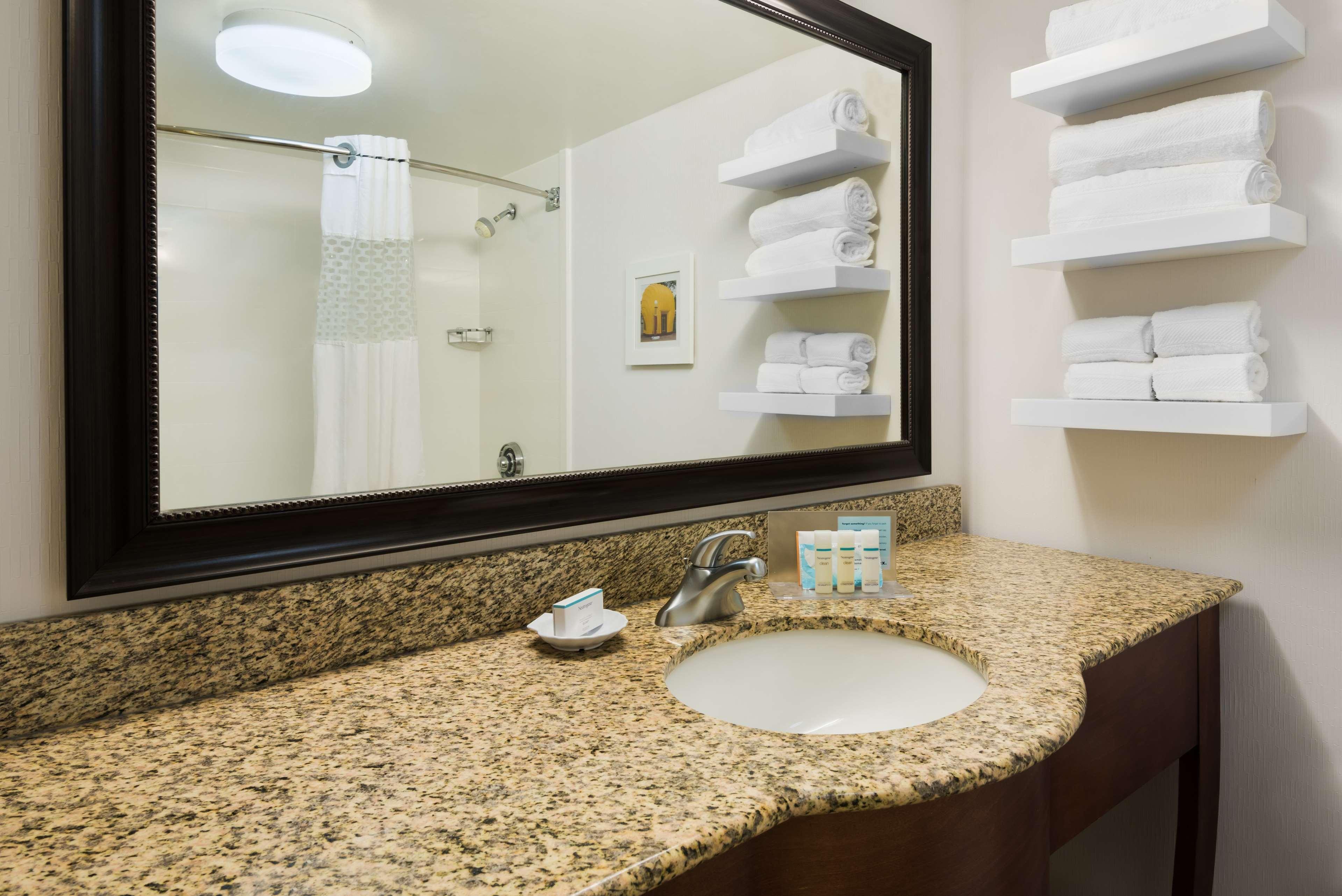 Hampton Inn Raleigh Cary Eksteriør bilde