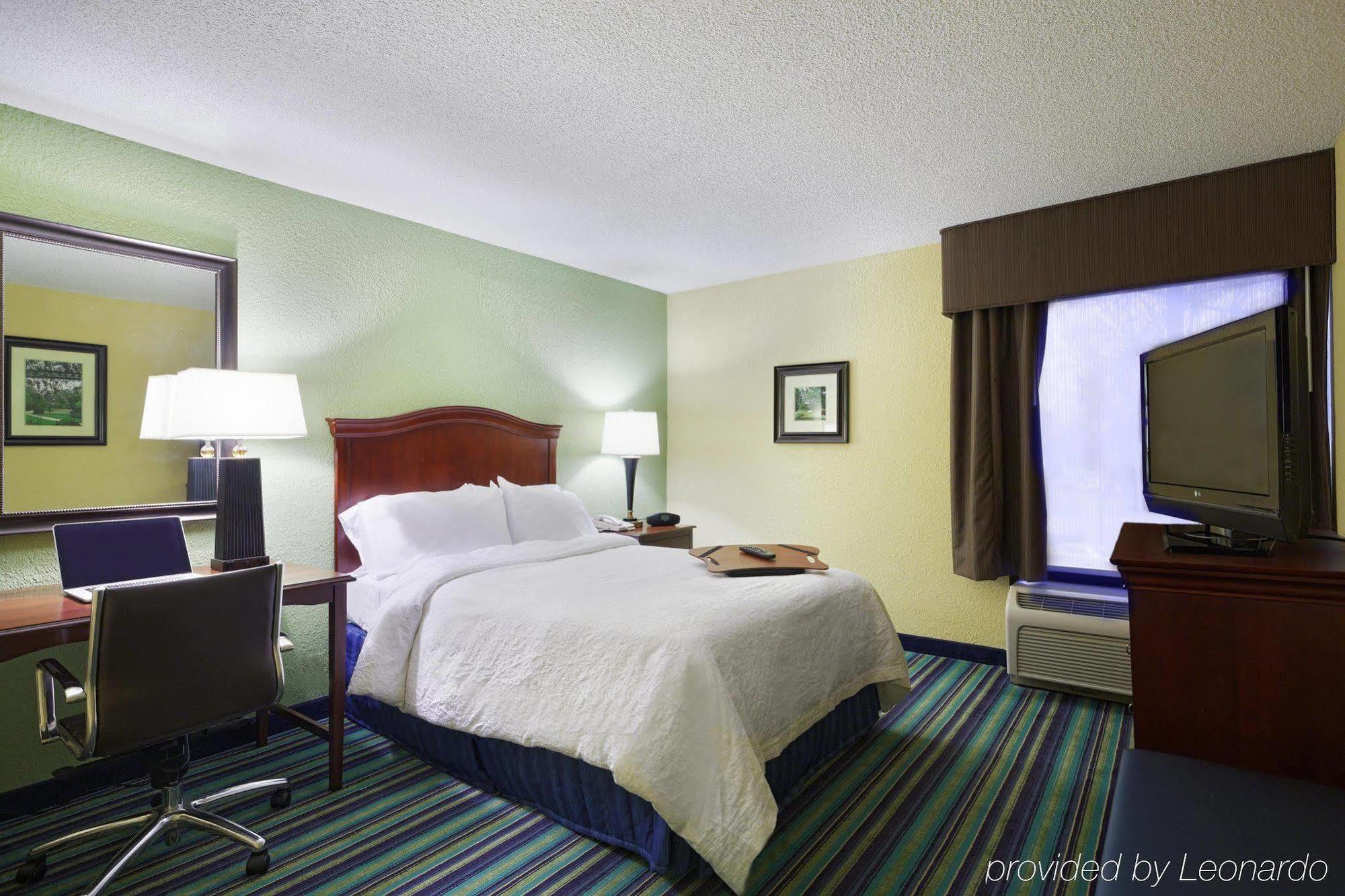 Hampton Inn Raleigh Cary Eksteriør bilde