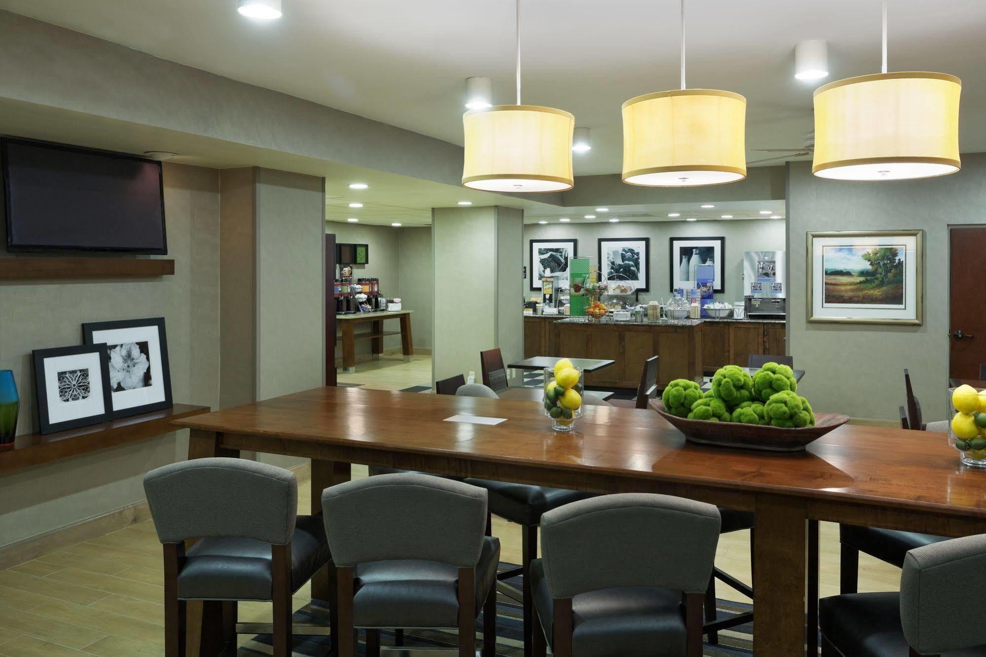 Hampton Inn Raleigh Cary Eksteriør bilde